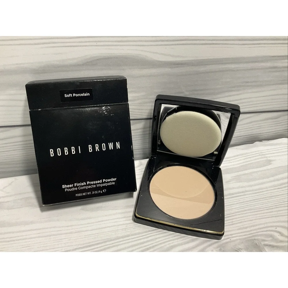 Bobbi Brown Sheer Finish Pressed Powder - SOFT PORCELAIN - 0.31 oz / 9 g - NIB